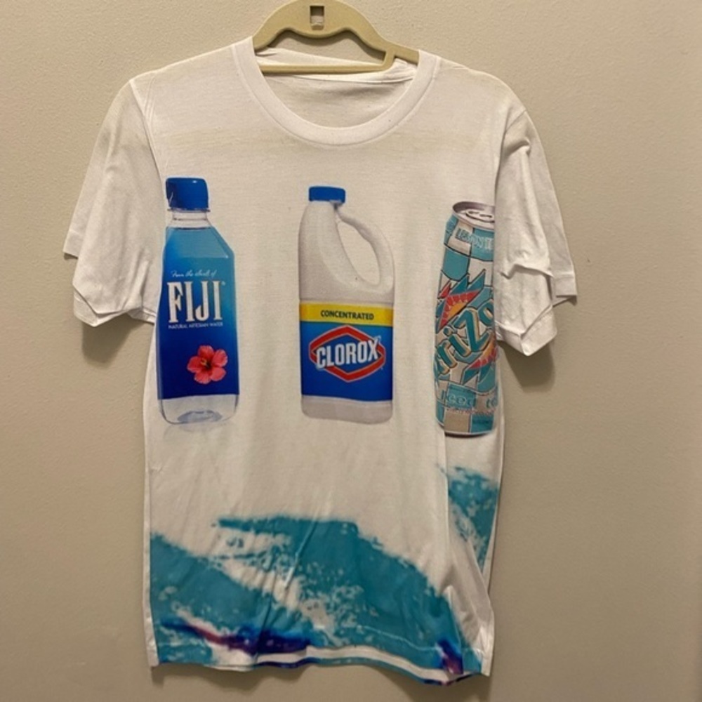White unisex size small with great graphics. Fiji, Clorox, Arizona La apparel co
